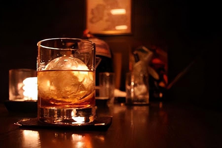 威士忌怎么喝比较好喝（威士忌的5种喝法）-梦路生活号