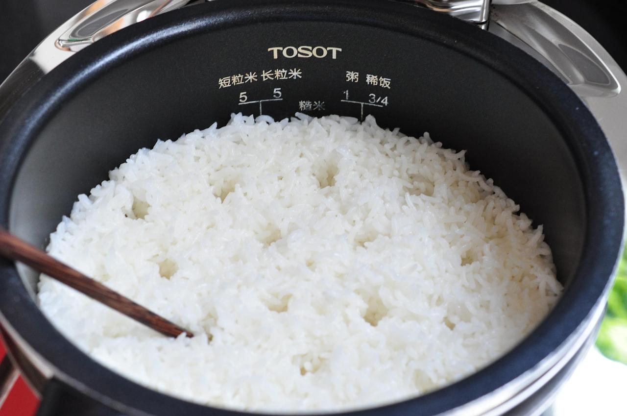 糙米饭怎么煮才能煮软（煮糙米饭夹生或湿黏的补救方法）-梦路生活号