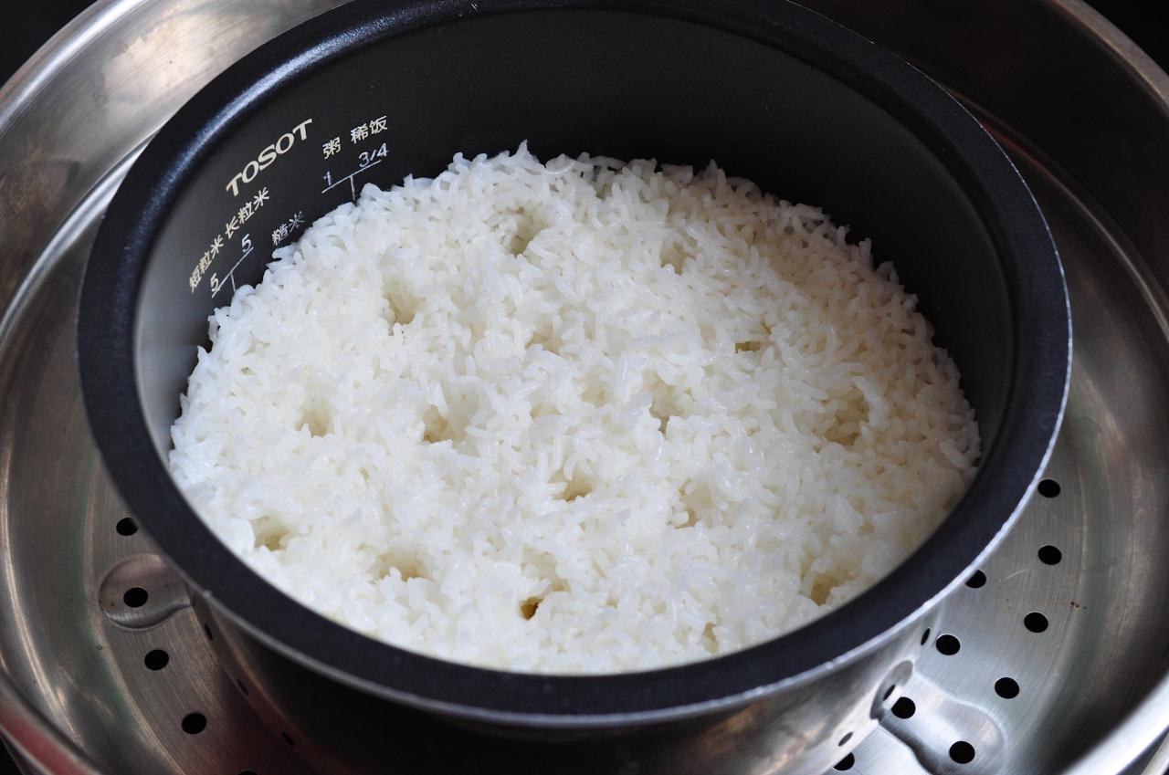糙米饭怎么煮才能煮软（煮糙米饭夹生或湿黏的补救方法）-梦路生活号