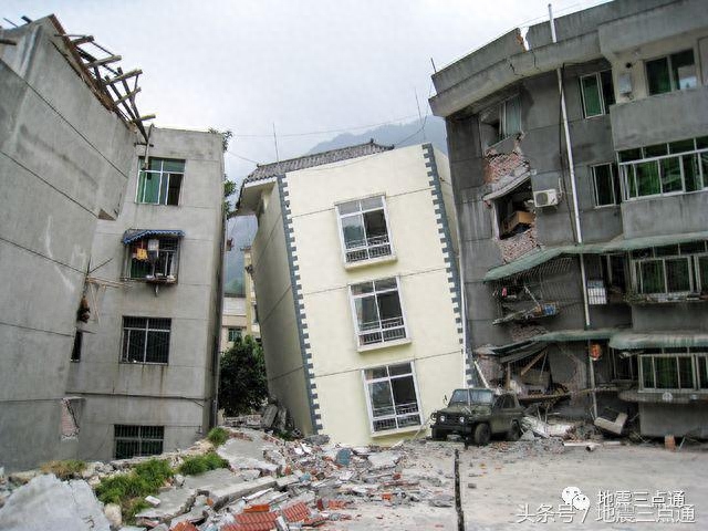 唐山地震死亡为何比汶川多（两次地震人员伤亡原因对比）-梦路生活号