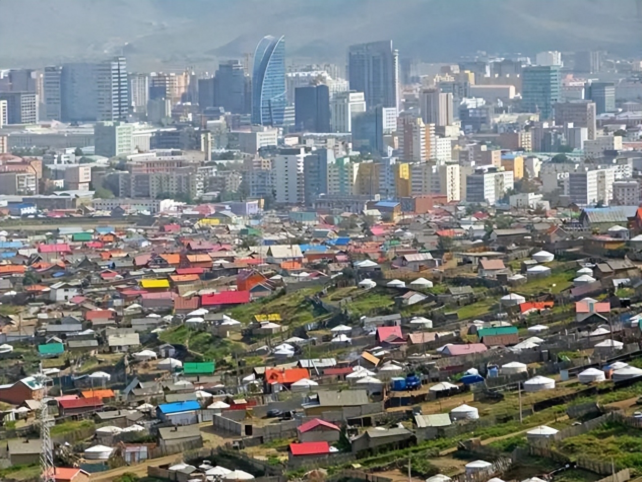 蒙古国人口和面积多少，蒙古国现状是怎么样的-梦路生活号